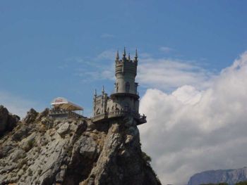 Ласточкино гнездо